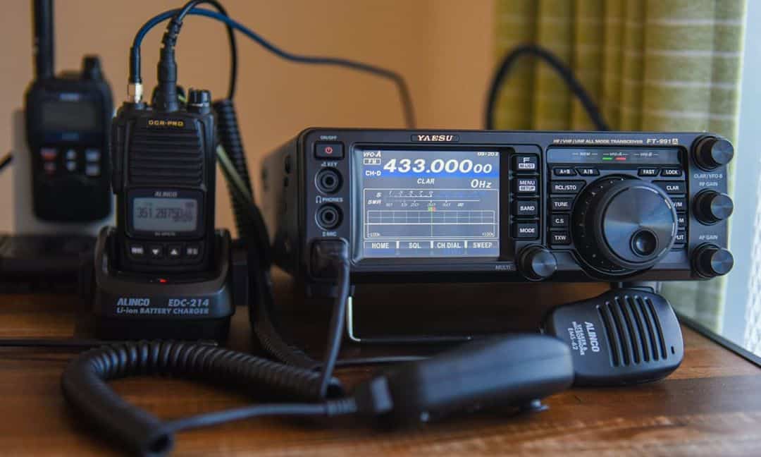 7 Best Ham Radios Of 2021 Entry Level Ham Radio For Beginners